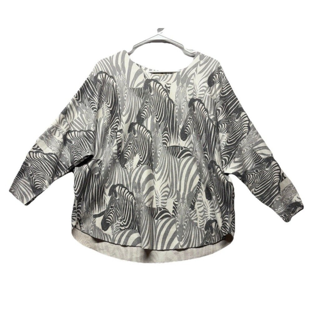 Sioni Sweater Women’s Size XL Zebra Gray Pullover Soft Cozy Knit Dolman Sleeve